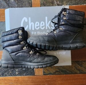 Cheeks Fit Body Sneaker Boots sz 8 NIB